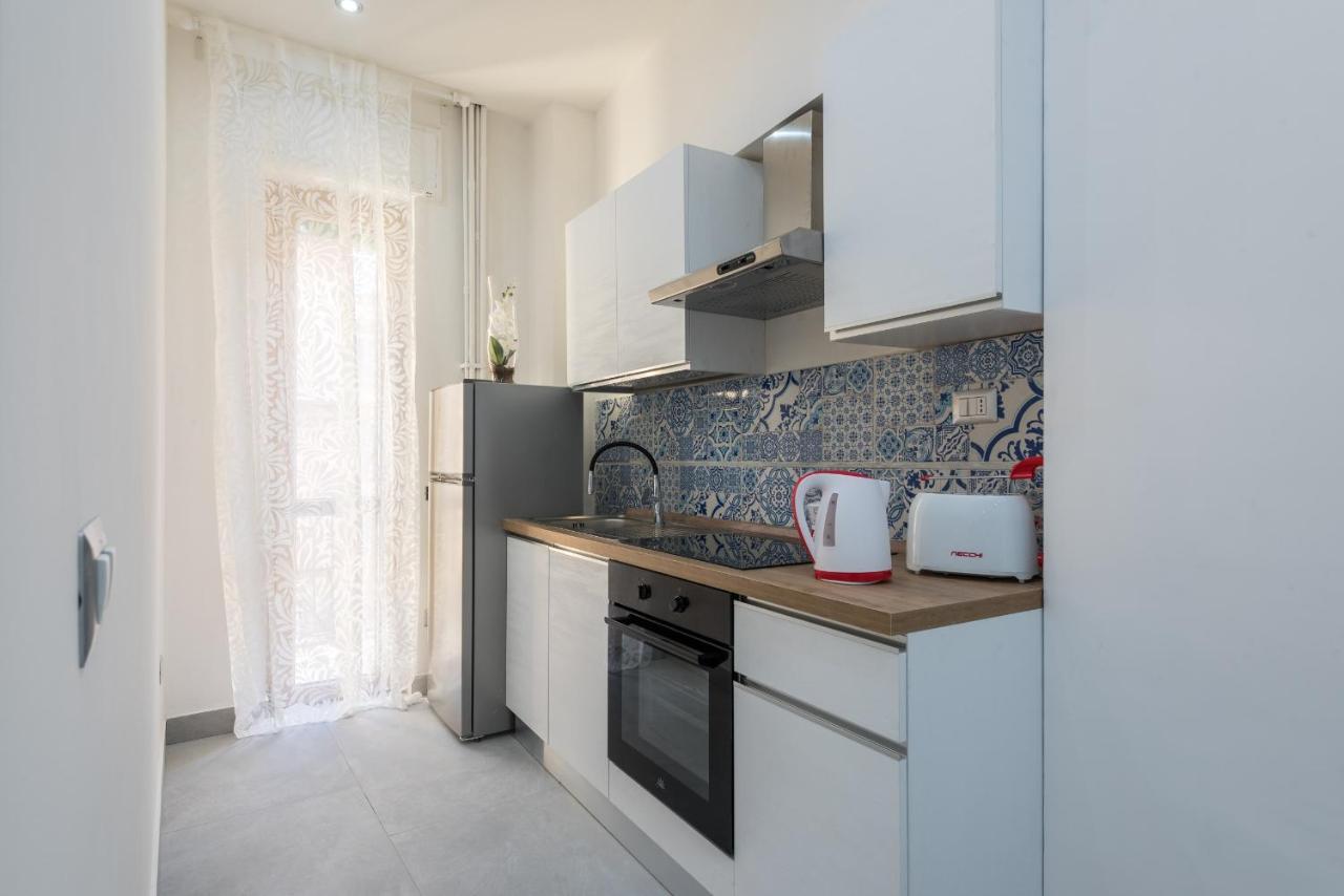Vatican Home With Balcony ローマ エクステリア 写真